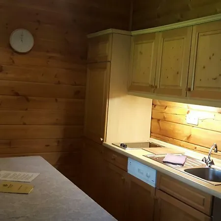 Saunadorf Almsick 호텔 *